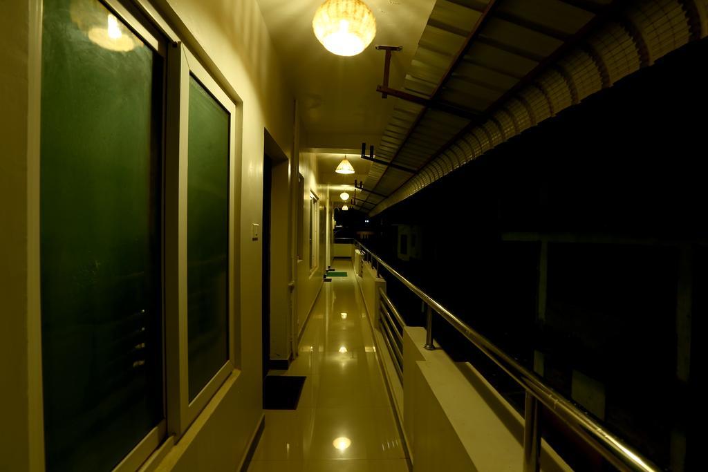 Al Woodlands Residency Hotell Ooty Eksteriør bilde